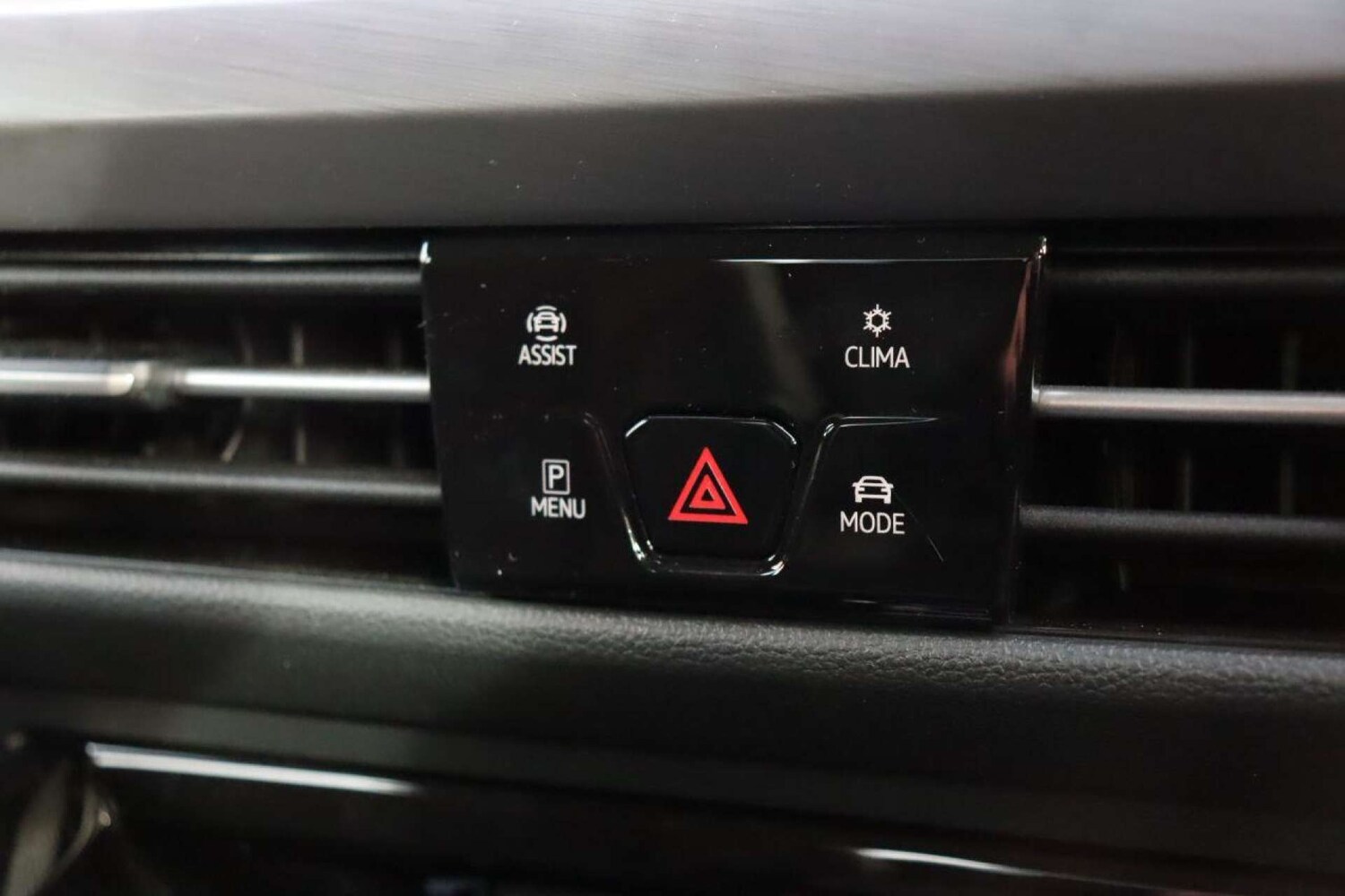 Used Volkswagen Golf 2023 for sale - 77519295: Photo 30