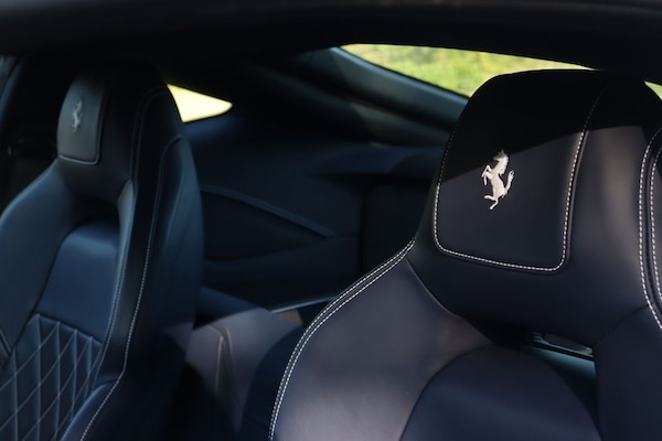 Used Ferrari F12 Berlinetta 2015 for sale - 75579625: Photo 11