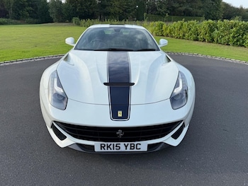 Used Ferrari F12 Berlinetta 2015 for sale - 75579625: Photo