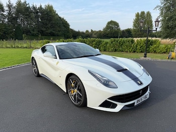Used Ferrari F12 Berlinetta 2015 for sale - 75579625: Photo