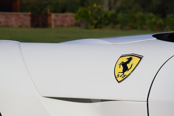Used Ferrari F12 Berlinetta 2015 for sale - 75579625: Photo 40