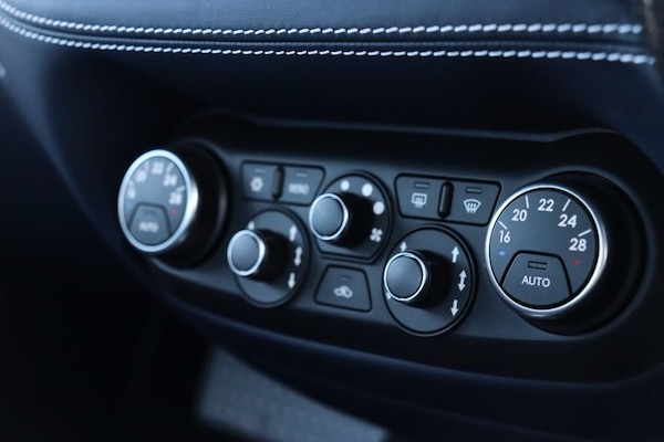 Used Ferrari F12 Berlinetta 2015 for sale - 75579625: Photo 44