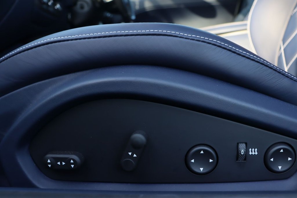 Used Ferrari F12 Berlinetta 2015 for sale - 75579625: Photo 49