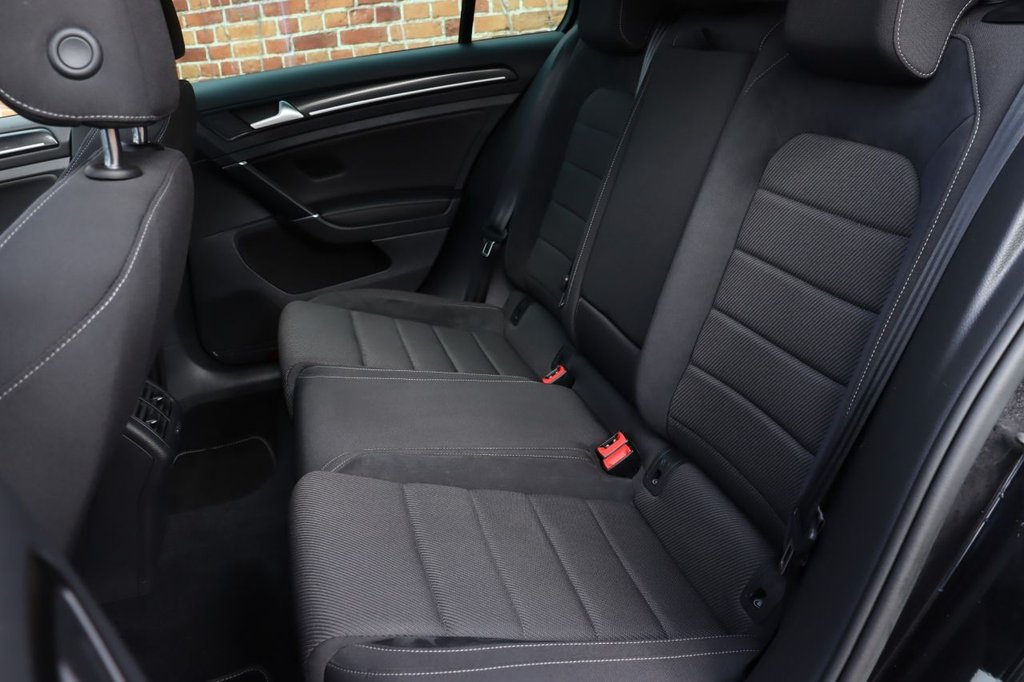 Used Volkswagen Golf 2019 for sale - 75853434: Photo 17