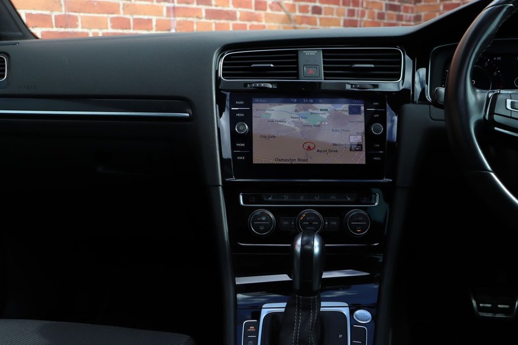 Used Volkswagen Golf 2019 for sale - 75853434: Photo 19