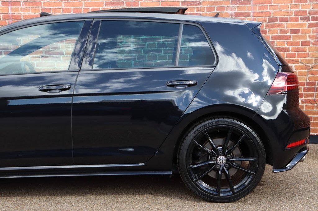 Used Volkswagen Golf 2019 for sale - 75853434: Photo 22