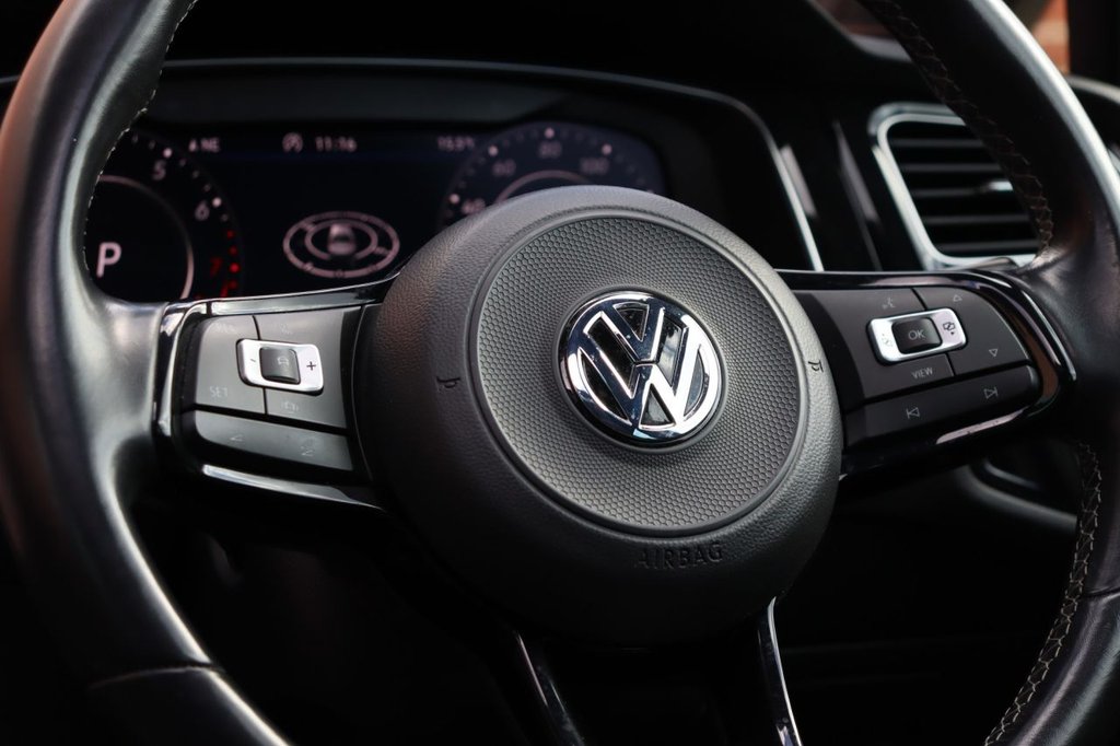 Used Volkswagen Golf 2019 for sale - 75853434: Photo 31