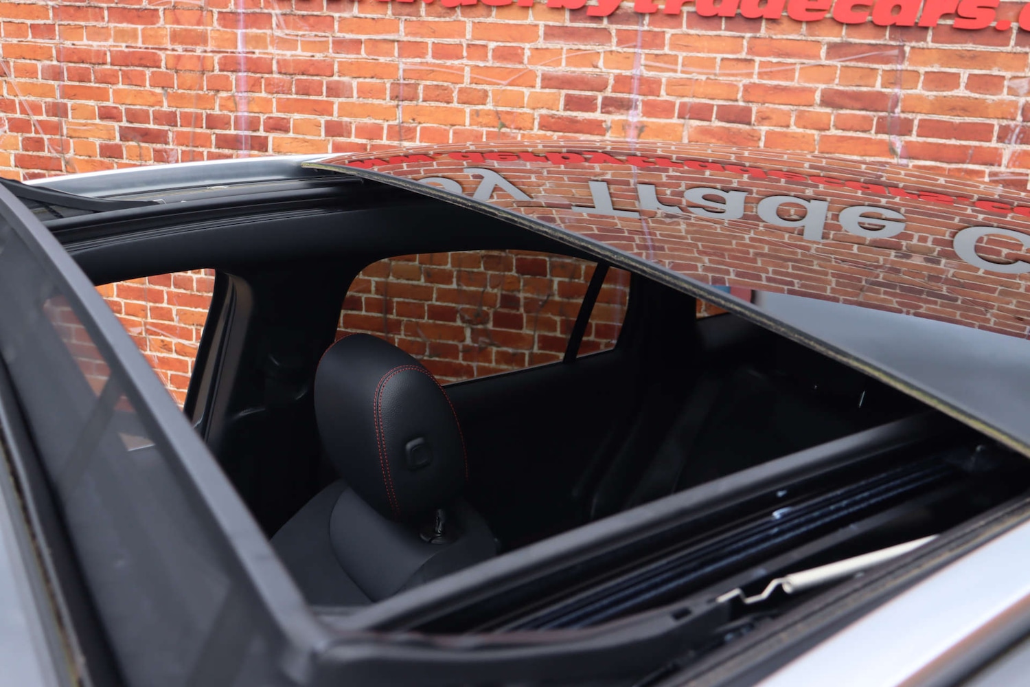 Used Mercedes-Benz GLA 2024 for sale - 78003642: Photo 3