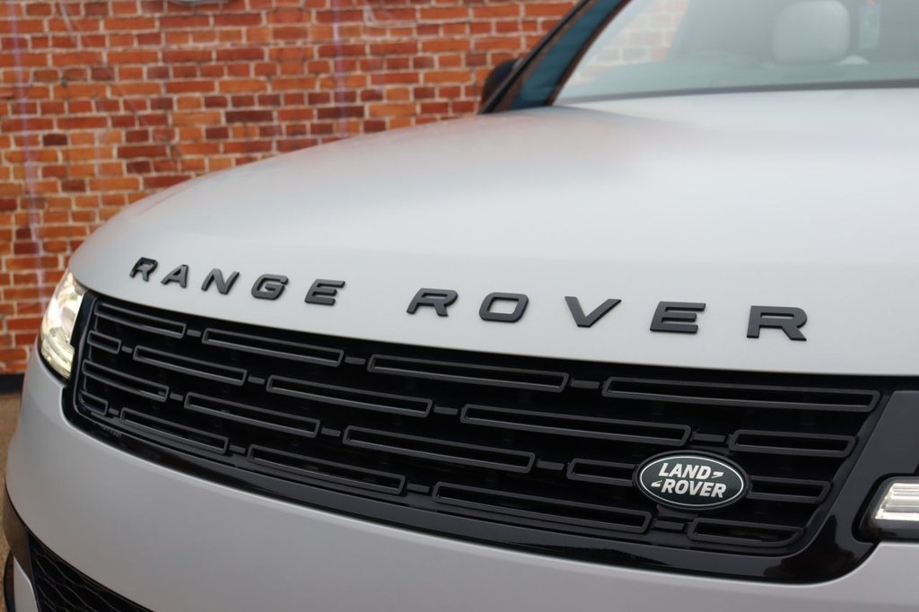 Used Land Rover Range Rover Sport 2023 for sale - 77122117: Photo 16
