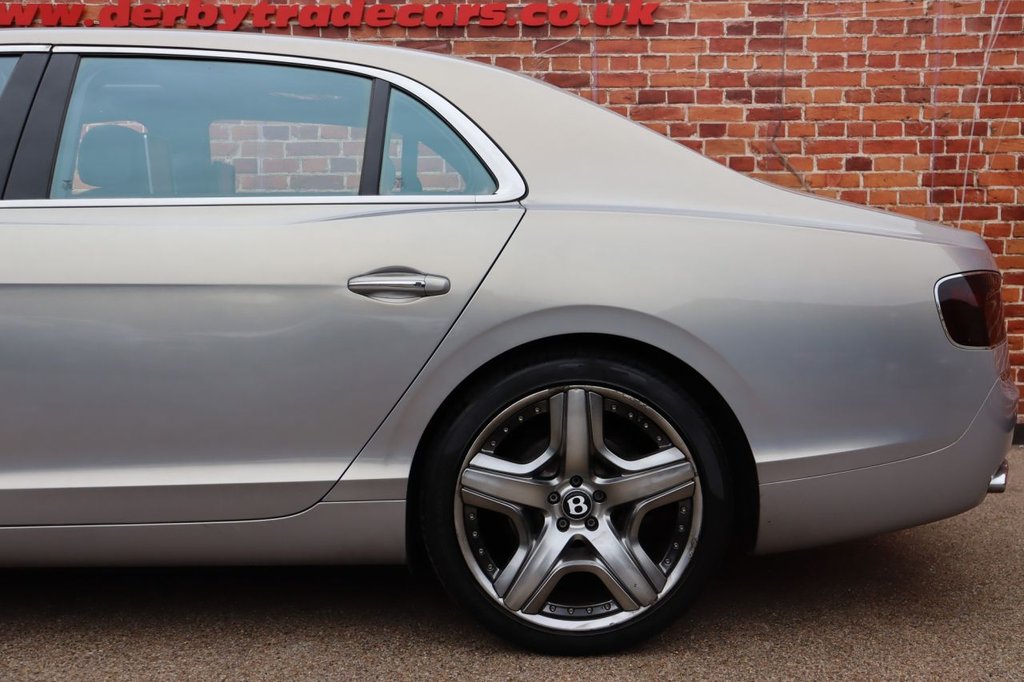 Used Bentley Flying Spur 2015 for sale - 76973181: Photo 26
