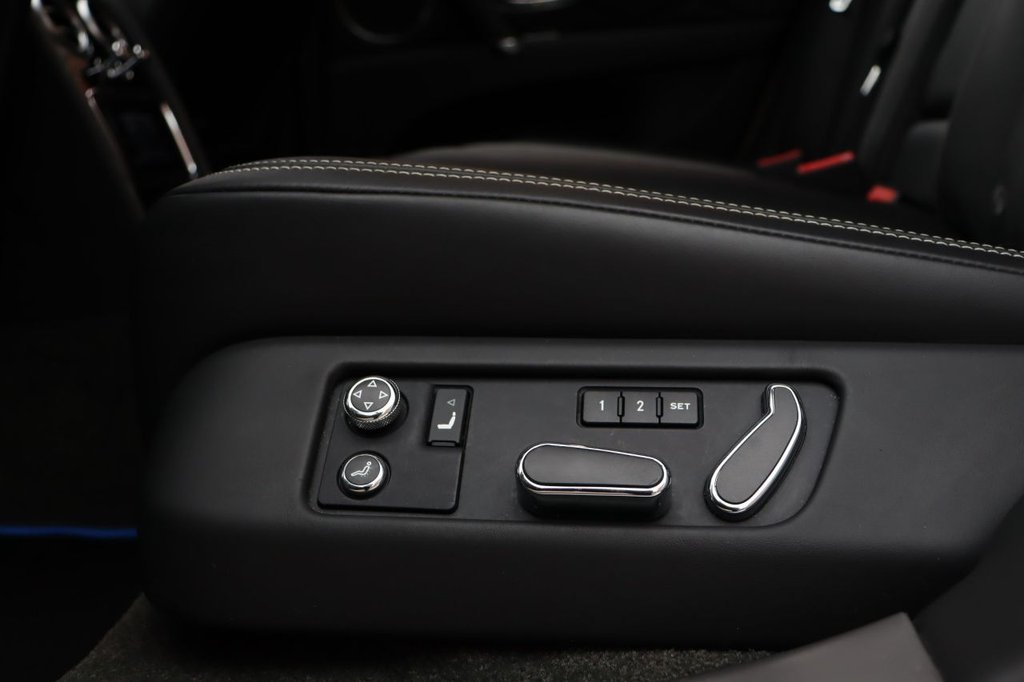 Used Bentley Flying Spur 2015 for sale - 76973181: Photo 35