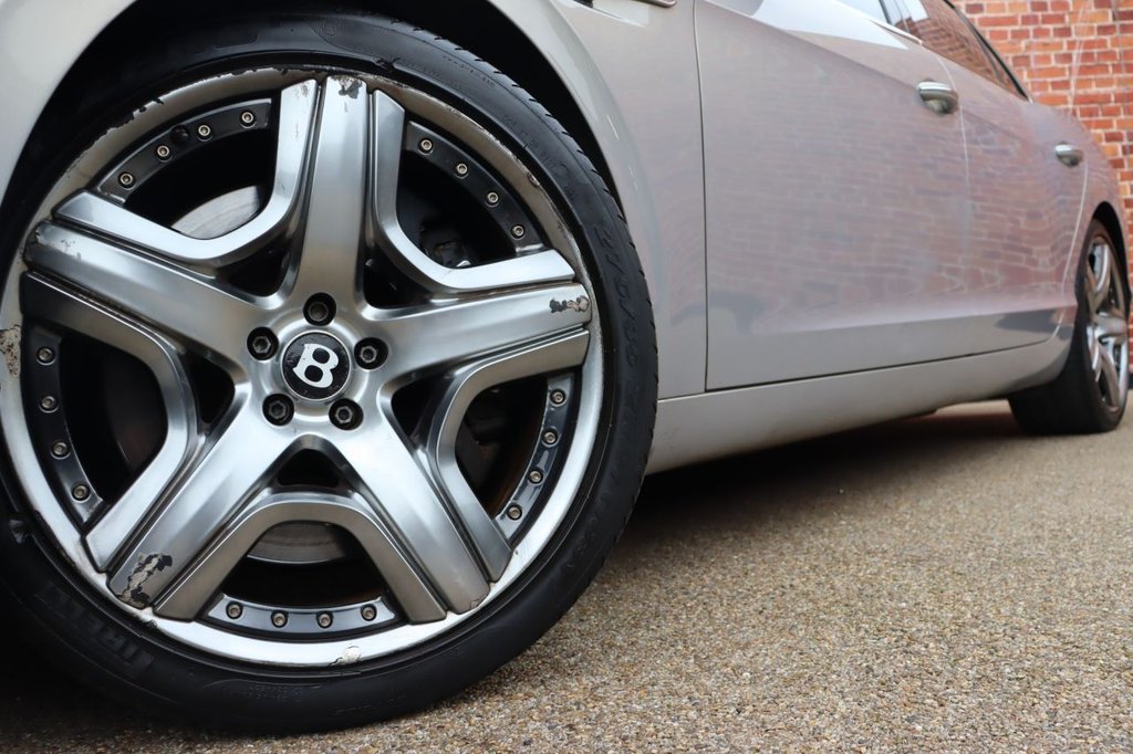 Used Bentley Flying Spur 2015 for sale - 76973181: Photo 4