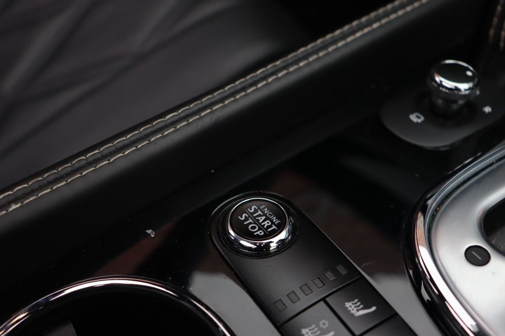 Used Bentley Flying Spur 2015 for sale - 76973181: Photo 44