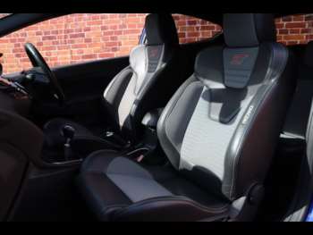 Used Ford Fiesta 2016 for sale - 74885001: Photo