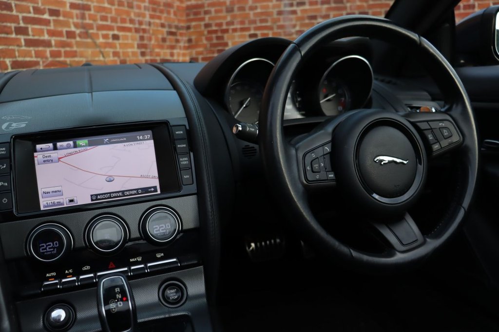 Used Jaguar F-Type 2013 for sale - 76605066: Photo 17