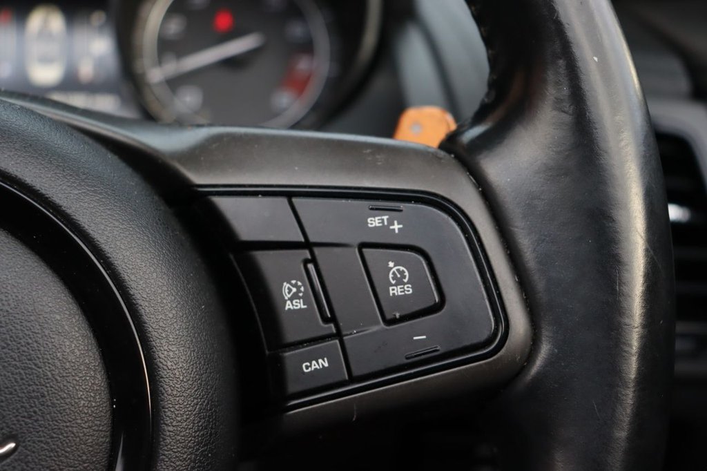 Used Jaguar F-Type 2013 for sale - 76605066: Photo 20