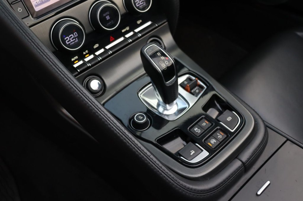 Used Jaguar F-Type 2013 for sale - 76605066: Photo 27