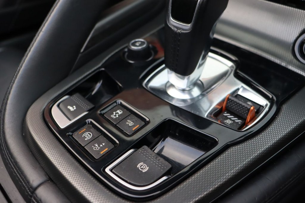 Used Jaguar F-Type 2013 for sale - 76605066: Photo 32