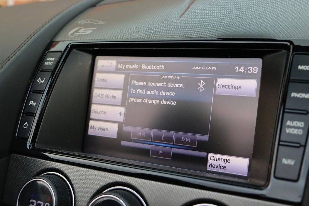 Used Jaguar F-Type 2013 for sale - 76605066: Photo 37