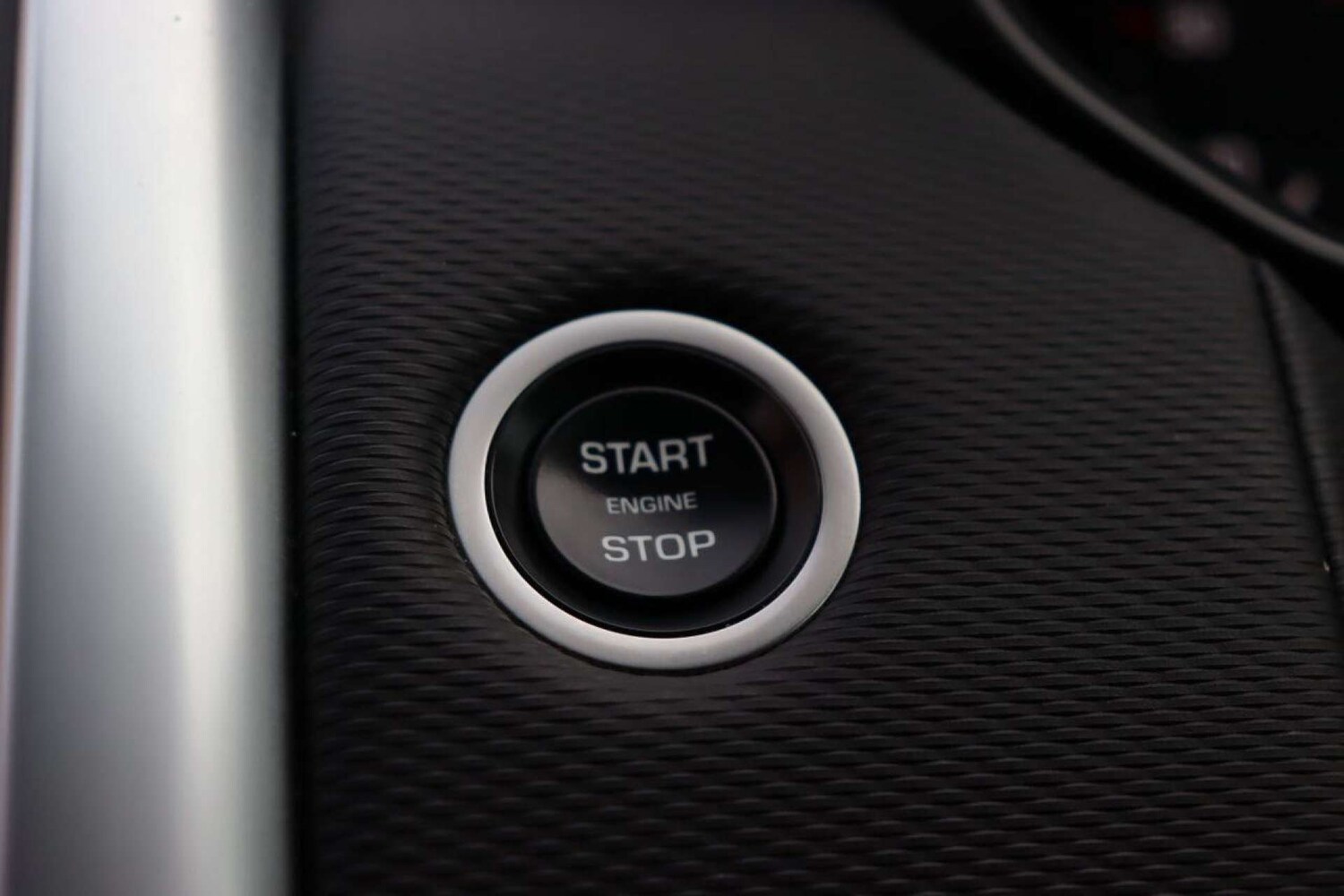 Used Land Rover Discovery 2023 for sale - 77519288: Photo 34