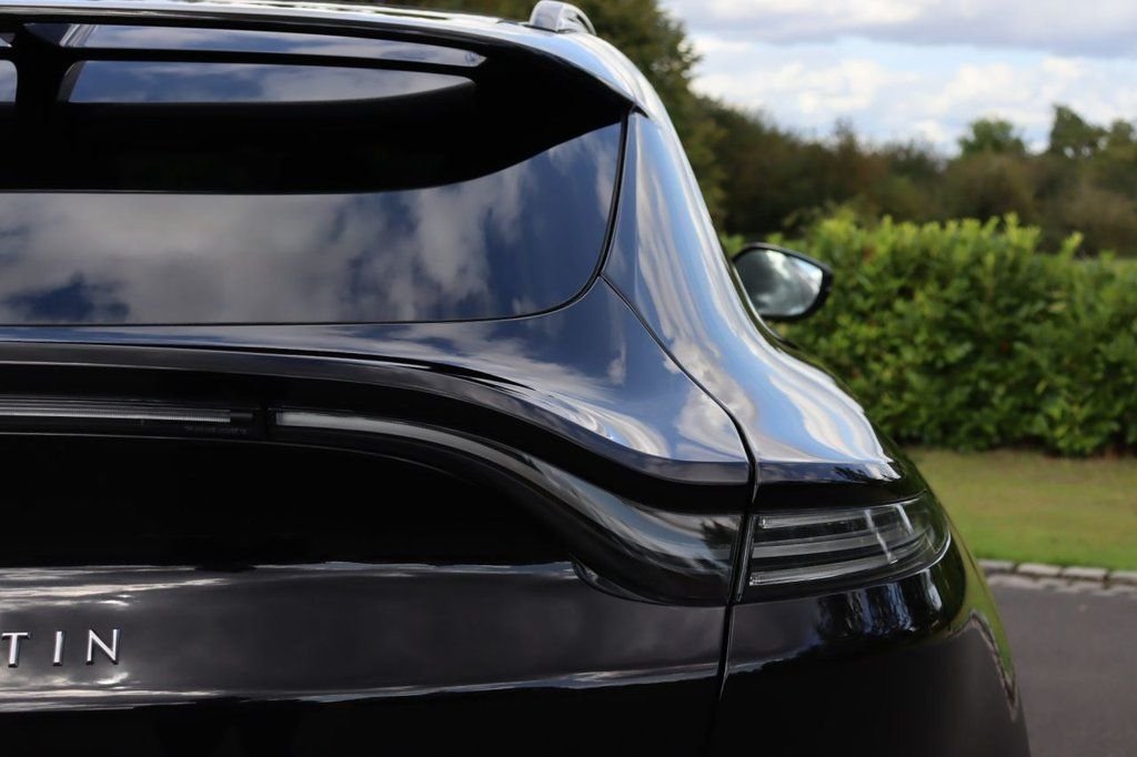 Used Aston Martin DBX 2023 for sale - 77038230: Photo 30