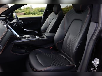 Used Aston Martin DBX 2023 for sale - 77038230: Photo