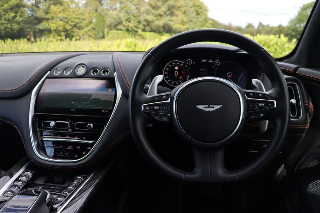 Used Aston Martin DBX 2023 for sale - 77038230: Photo 4