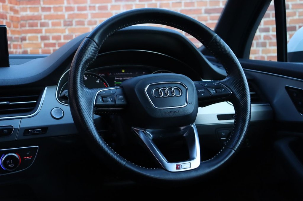 Used Audi Q7 2016 for sale - 76698497: Photo 25