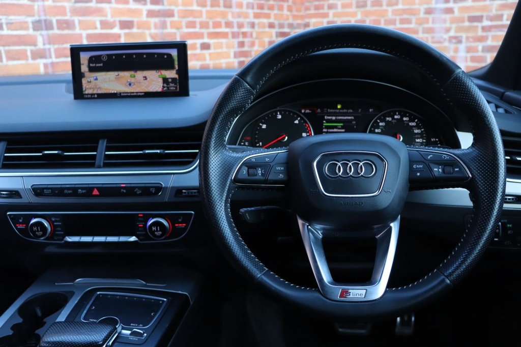 Used Audi Q7 2016 for sale - 76698497: Photo 4