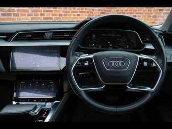 Used Audi e-tron 2019 for sale - 73727314: Photo