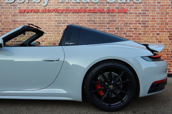 Used Porsche 911 2021 for sale - 76241358: Photo 11