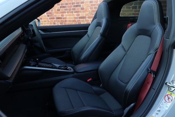 Used Porsche 911 2021 for sale - 76241358: Photo 3