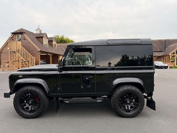Used Land Rover Defender 2014 for sale - 78530506: Photo