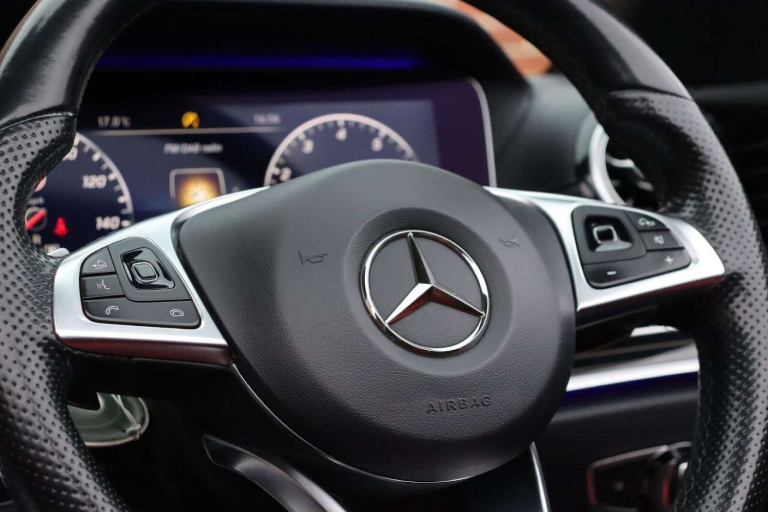 Used Mercedes-Benz E Class 2017 for sale - 77523227: Photo 34