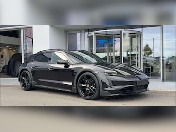 Used Porsche Taycan 2023 for sale - 77953365: Photo