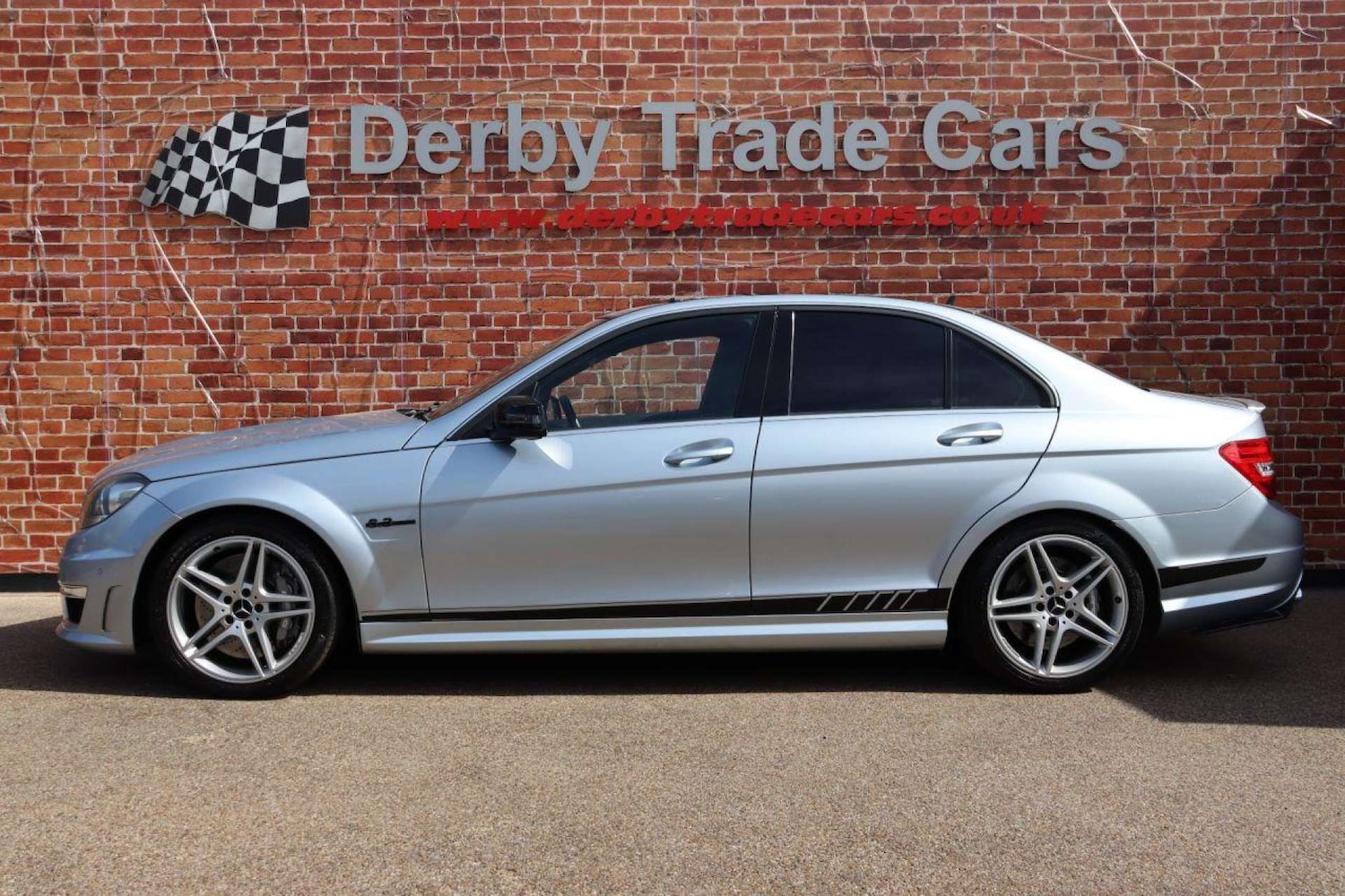 Used Mercedes-Benz C Class 2013 for sale - 77519253: Photo 2