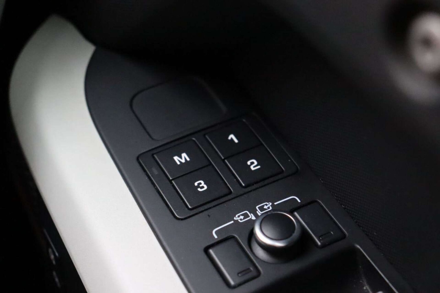 Used Land Rover Defender 2021 for sale - 77519255: Photo 28