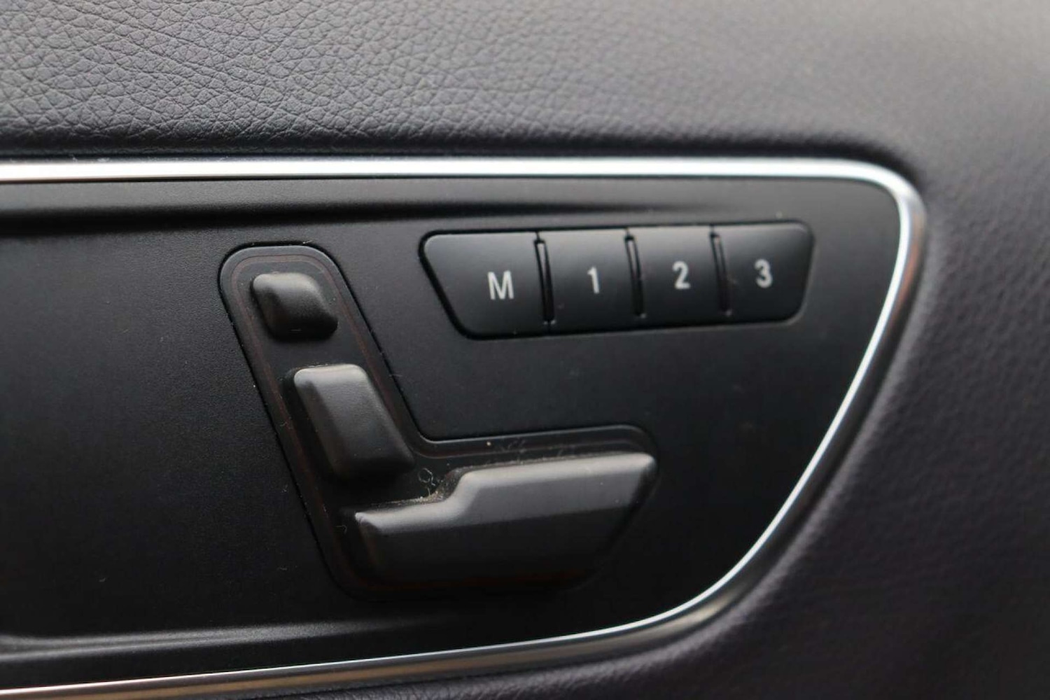 Used Mercedes-Benz GLA 2014 for sale - 77519231: Photo 18