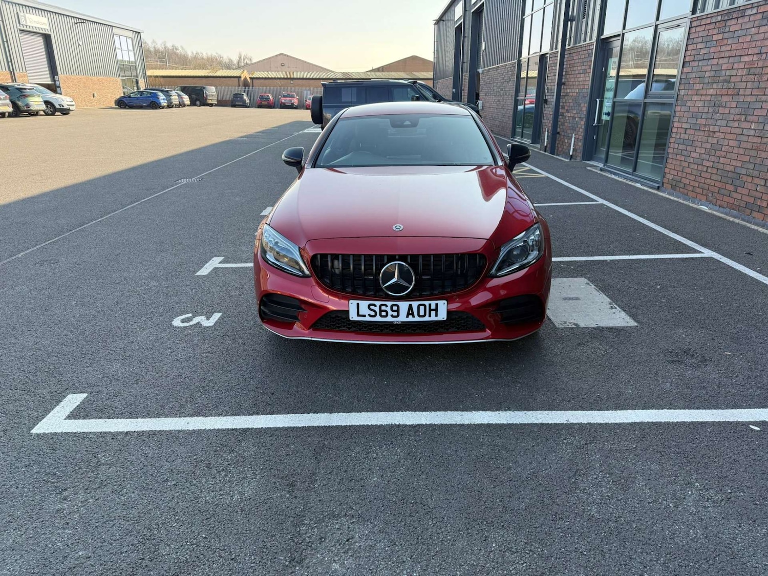 Used Mercedes-Benz C Class 2019 for sale - 77749059: Photo 2