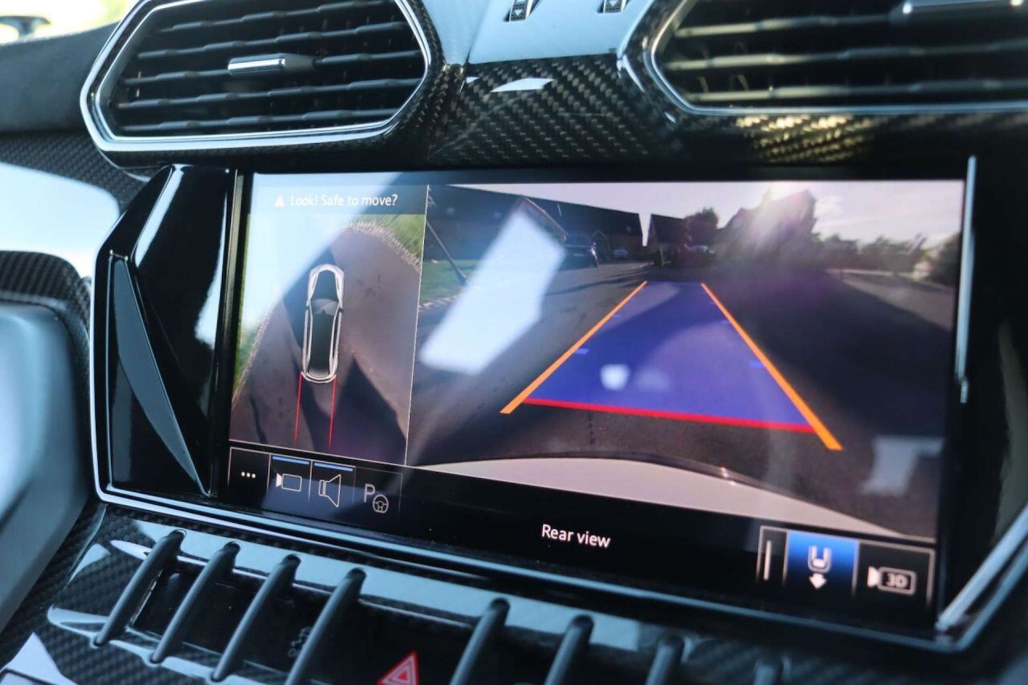 Used Lamborghini Urus 2024 for sale - 77519296: Photo 52