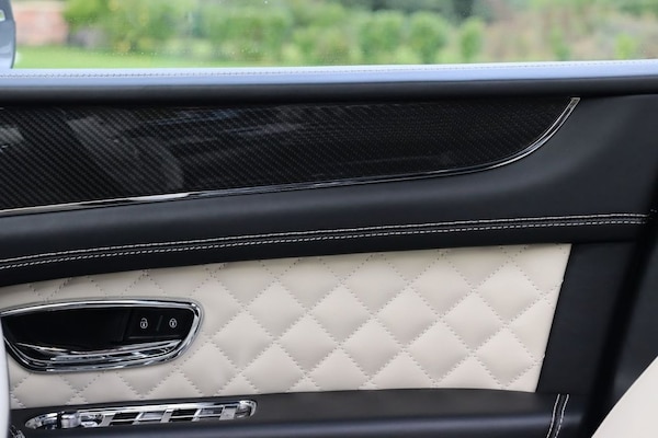 Used Bentley Bentayga 2019 for sale - 73983998: Photo 14