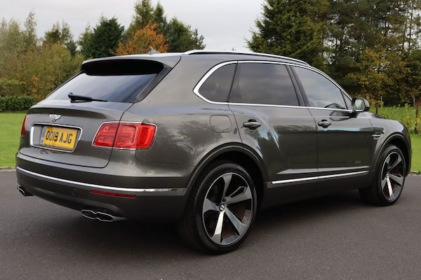 Used Bentley Bentayga 2019 for sale - 73983998: Photo 16