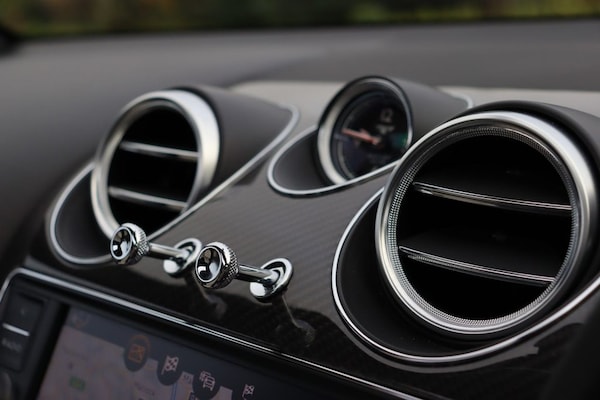 Used Bentley Bentayga 2019 for sale - 73983998: Photo 37