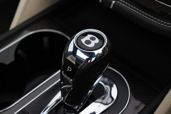 Used Bentley Bentayga 2019 for sale - 73983998: Photo 40