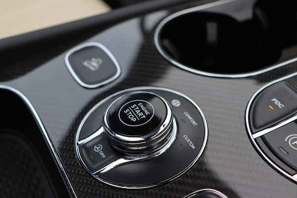 Used Bentley Bentayga 2019 for sale - 73983998: Photo 47