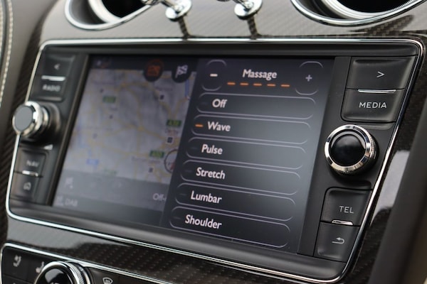 Used Bentley Bentayga 2019 for sale - 73983998: Photo 50