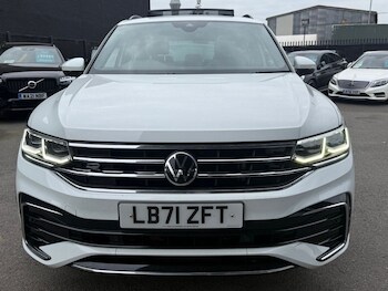 Used Volkswagen Tiguan 2021 for sale - 76280196: Photo 2