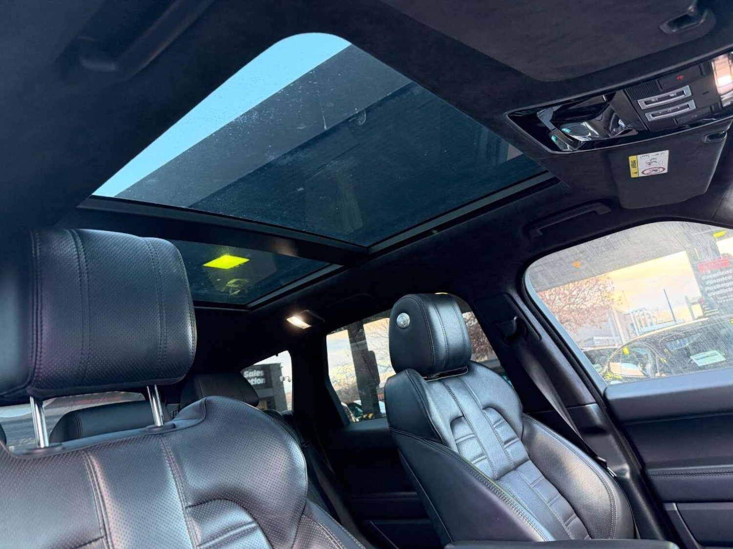 Used Land Rover Range Rover Sport 2018 for sale - 77519243: Photo 11