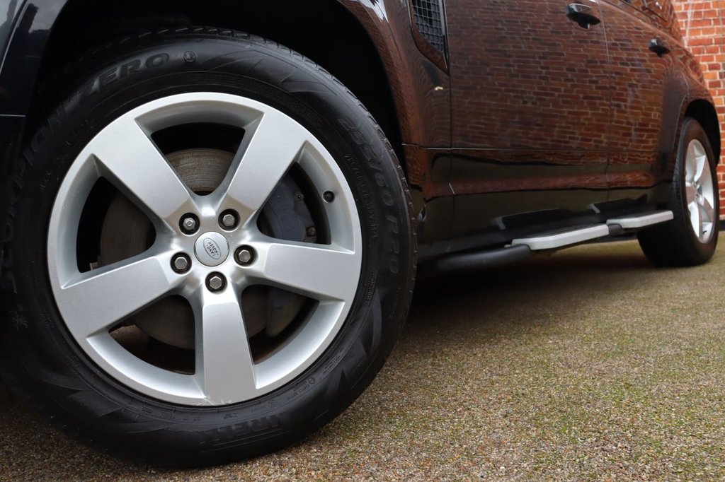 Used Land Rover Defender 2021 for sale - 76470224: Photo 16