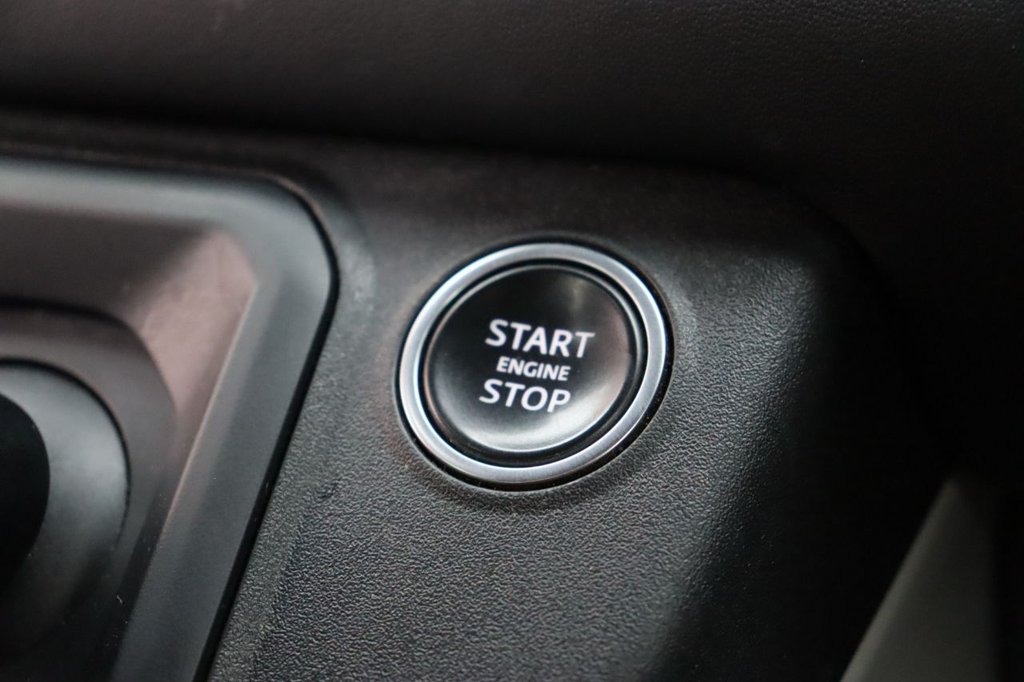 Used Land Rover Defender 2021 for sale - 76470224: Photo 35